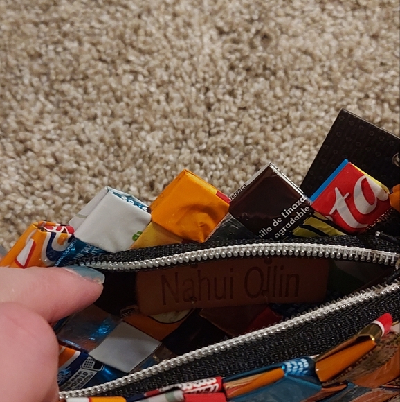 Ollin Arm Candy Clutch NWT - Picture 5 of 8